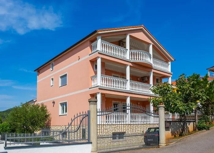 1 Bedroom Gorgeous In 公寓 *