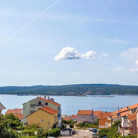 1 Bedroom Gorgeous In Apartament