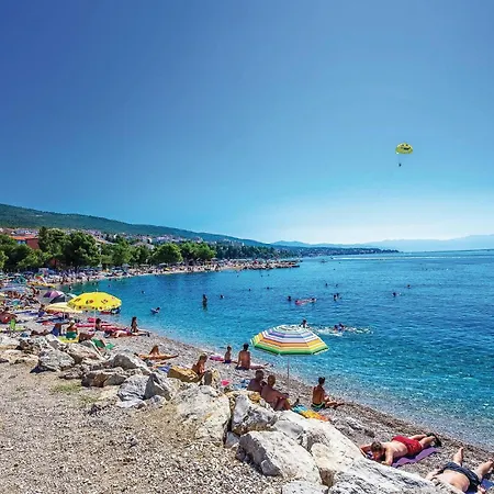 1 Bedroom Gorgeous In Apartament *